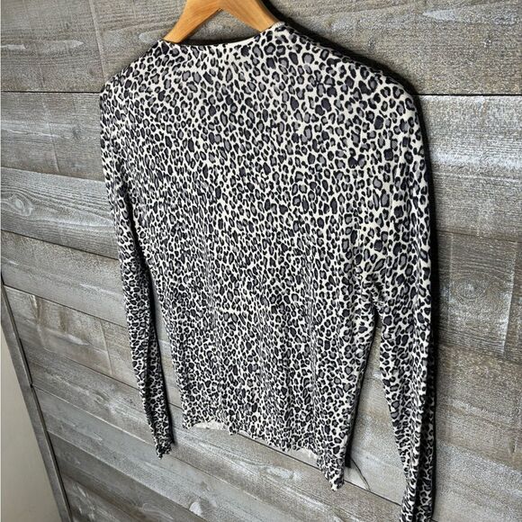 Casual Corner med 70% silk cotton Animal cheetah Print cardigan button Sweater - Picture 4 of 4